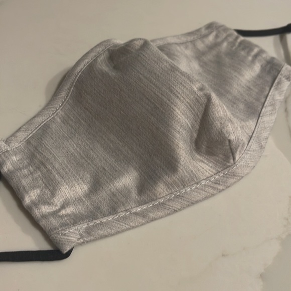 NWT 5 PACK MASK SET - Picture 5 of 6